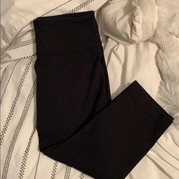 lululemon athletica Pants - Lululemon wonder under crop